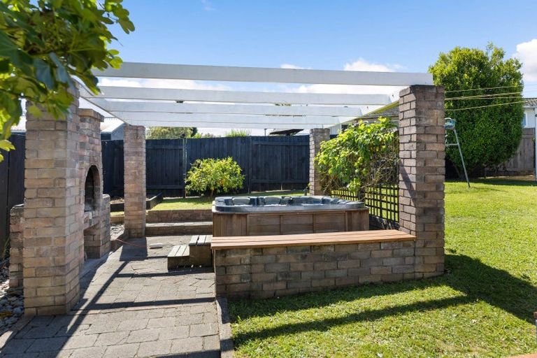 Photo of property in 37 Cullimore Street, Pukete, Hamilton, 3200