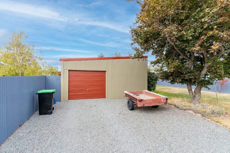 Photo of property in 17 Macaulay Place, Twizel, 7901