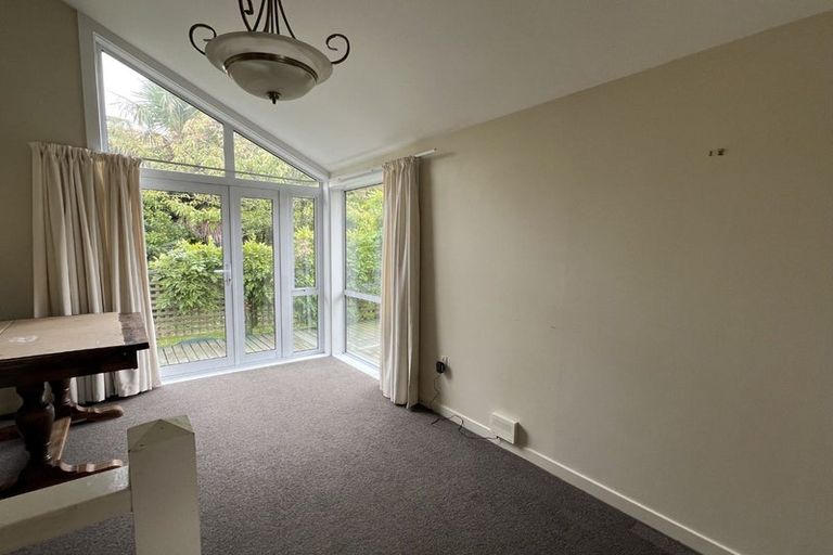 Photo of property in 2/11a Leinster Road, Merivale, Christchurch, 8014