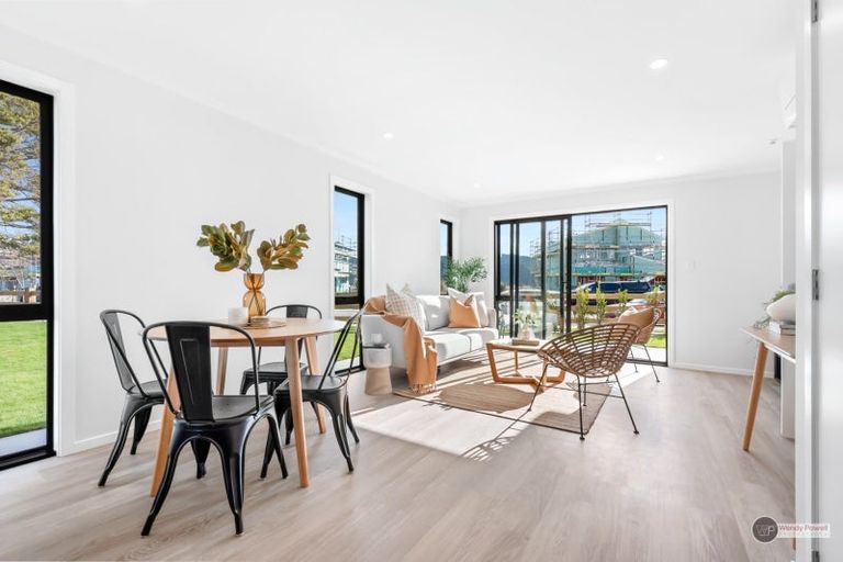 Photo of property in 16 Orongomai Street, Wallaceville, Upper Hutt, 5018