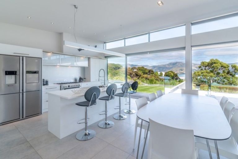 Photo of property in 8 Langlois Lane, Akaroa, 7520