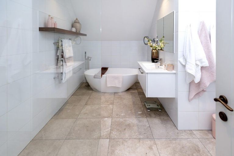 Photo of property in 38 Porterfield Road, Whitford, Howick, 2571