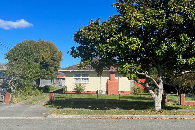 Photo of property in 10 Polstead Road, Stoke, Nelson, 7011