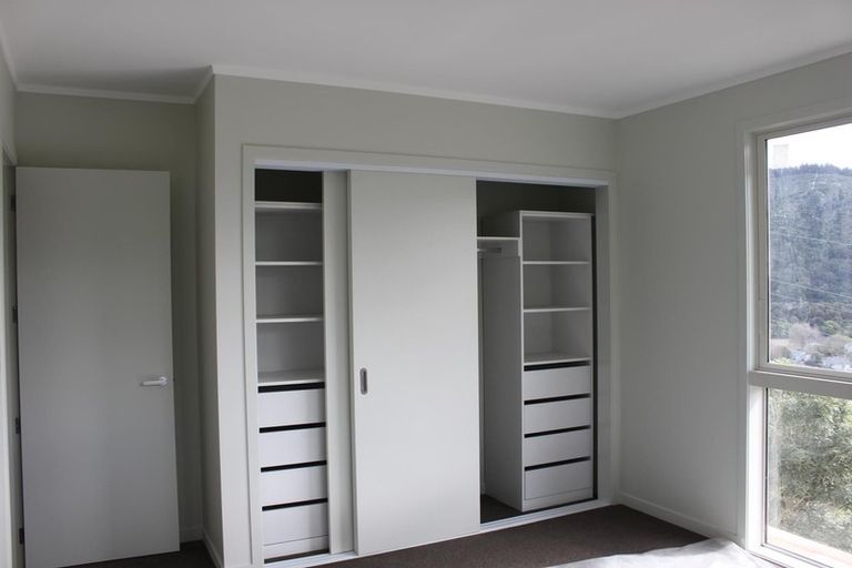 Photo of property in 38b Emerald Hill Drive, Birchville, Upper Hutt, 5018