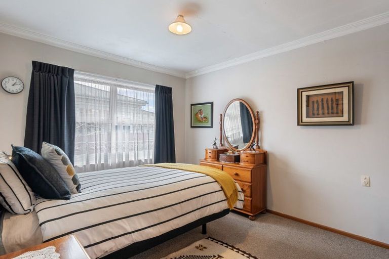 Photo of property in 75 Winchester Street, Levin, 5510