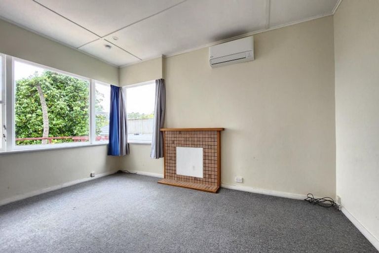 Photo of property in 81 Burgess Road, Johnsonville, Wellington, 6037