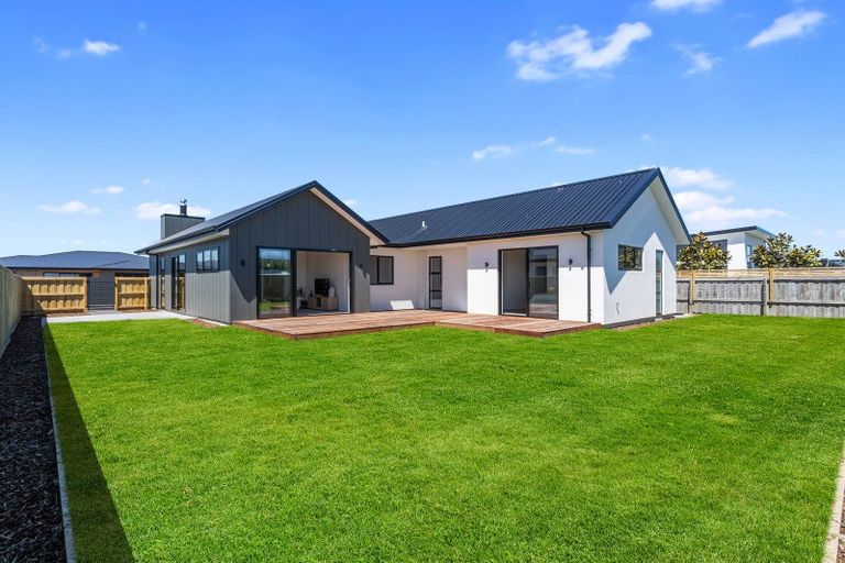 Photo of property in 23 Longfields Road, Lincoln, 7608