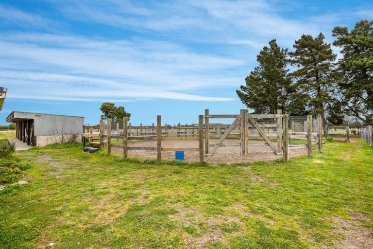 Photo of property in 856 Rang Leithfield Road, Leithfield, Amberley, 7481