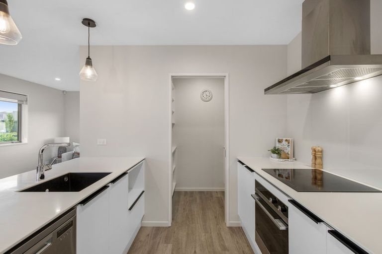 Photo of property in 66 Stationmasters Way, Prebbleton, 7604