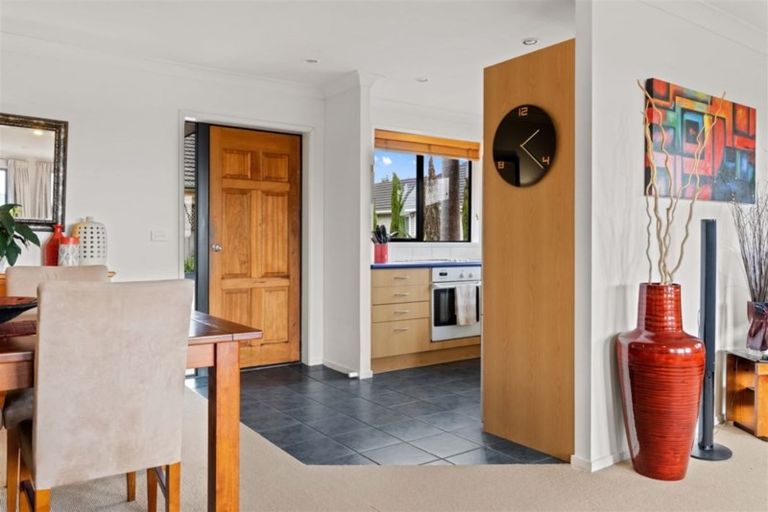 Photo of property in 24a Mcleod Road, Henderson, Auckland, 0612