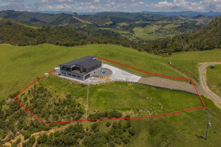 Photo of property in 212 Black Jack Road, Kuaotunu, Whitianga, 3592