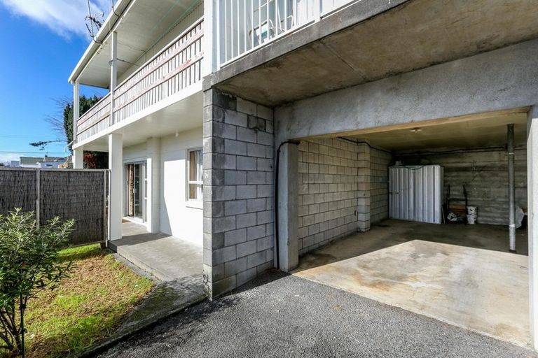 Photo of property in 6d Davies Lane, New Plymouth, 4310