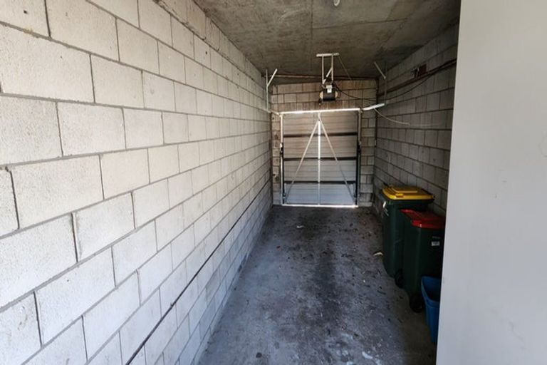 Photo of property in 4/194 Powderham Street, New Plymouth, 4310