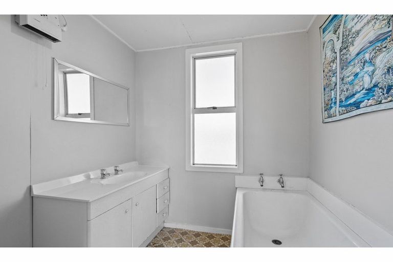 Photo of property in 125 Roxburgh Street, Heriot, Tapanui, 9587
