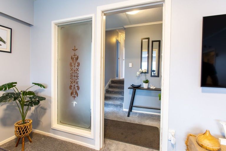 Photo of property in 11 Ries Street, Dannevirke, 4930