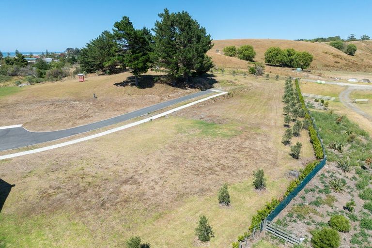 Photo of property in 12 The Rise, Riversdale Beach, 5872