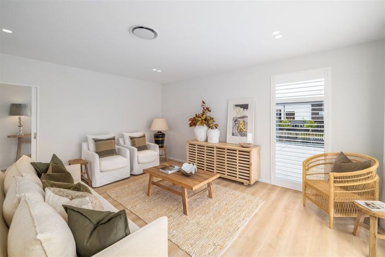 Photo of property in 11 Jardine Place, Marshland, Christchurch, 8051