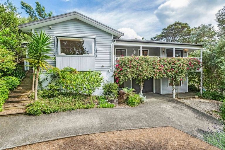 Photo of property in 40 Calais Terrace, Ostend, Waiheke Island, 1081