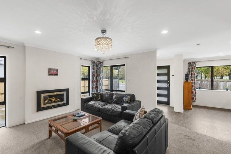 Photo of property in 160 Travis Road, New Brighton, Christchurch, 8083