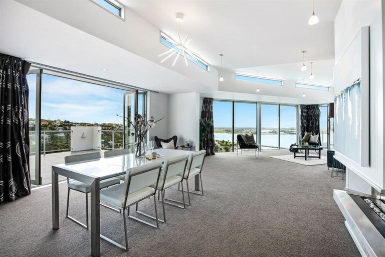 Photo of property in 4 Gazelle Lane, Redcliffs, Christchurch, 8081