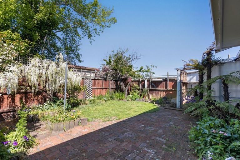 Photo of property in 2/9 Bonar Place, Woolston, Christchurch, 8062