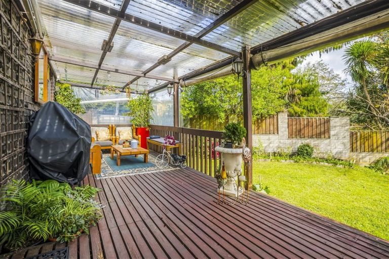 Photo of property in 3/49 Seabrook Avenue, New Lynn, Auckland, 0600