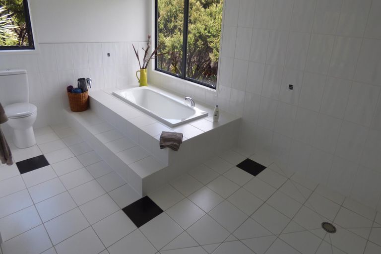 Photo of property in 329 Wharau Road, Kerikeri, 0293