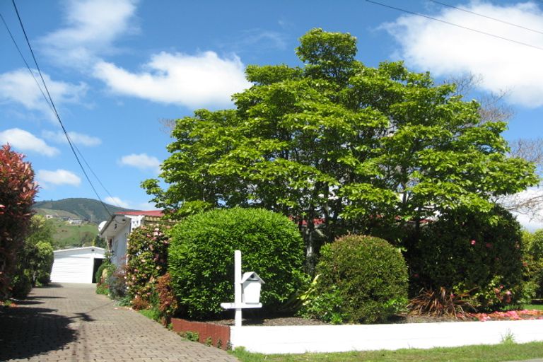 Photo of property in 37 Kaka Street, Stoke, Nelson, 7011