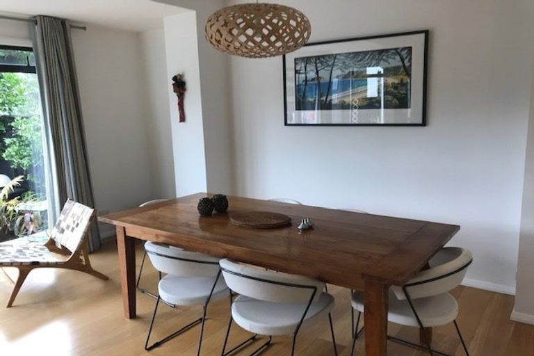 Photo of property in 2/2 Ramsgate Terrace, Mairangi Bay, Auckland, 0630