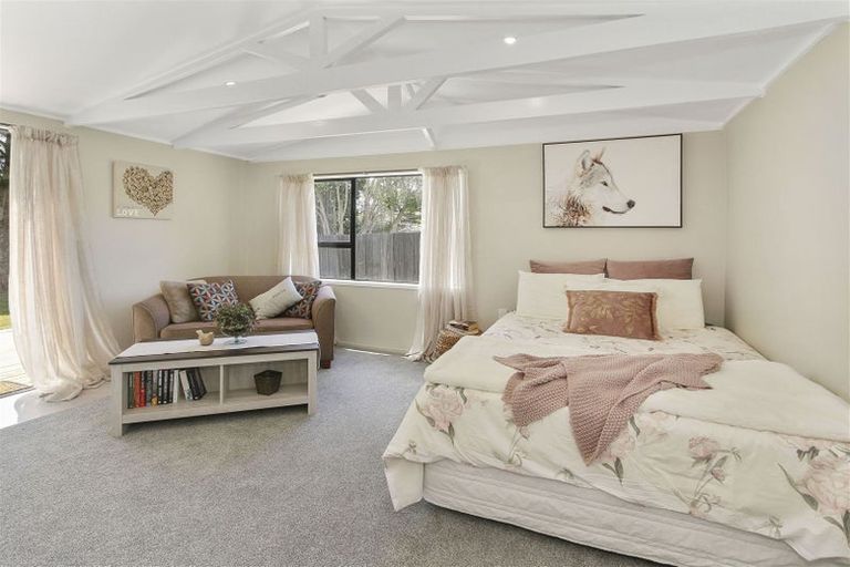 Photo of property in 19a Leaming Place, Clarks Beach, 2122