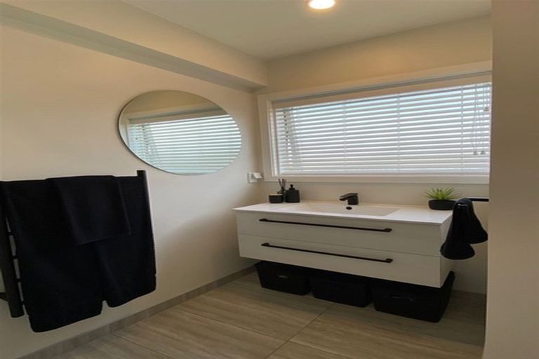 Photo of property in 8/58 Papanui Road, Merivale, Christchurch, 8014