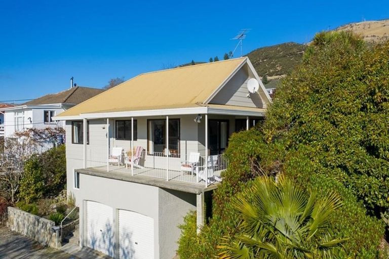 Photo of property in 43 Cheviot Street, Roxburgh, 9500