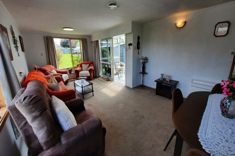 Photo of property in 46 Johnson Street, Milton, 9220