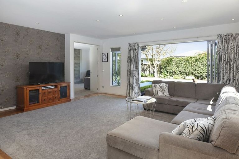 Photo of property in 25b Taylors Avenue, Bryndwr, Christchurch, 8052