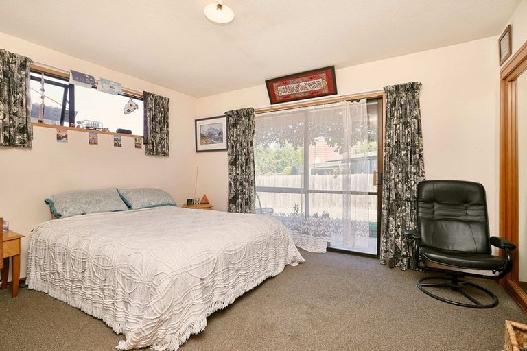 Photo of property in 11 Inverness Crescent, Arrowtown, 9302