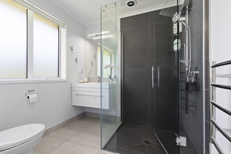 Photo of property in 2 Westmuir Crescent, Pokeno, 2402