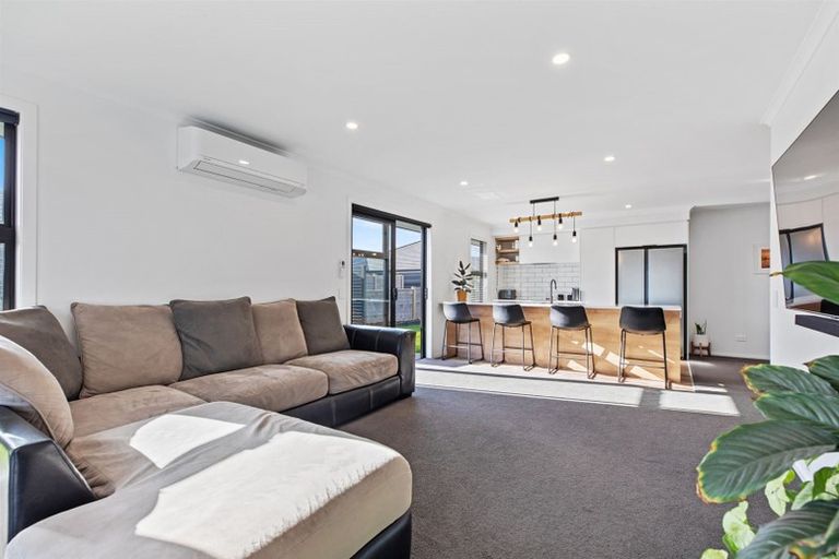 Photo of property in 21 Augusta Rise, Omokoroa, 3114