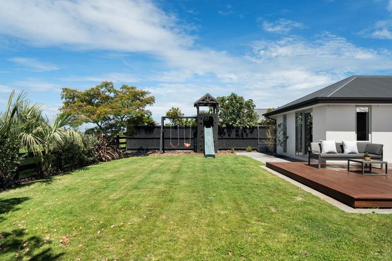 Photo of property in 40 Brockelbank Drive, Kaiapoi, 7630