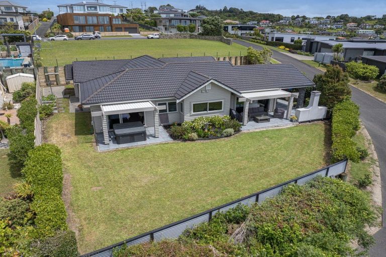 Photo of property in 23 Manhattan Rise, Orewa, 0931