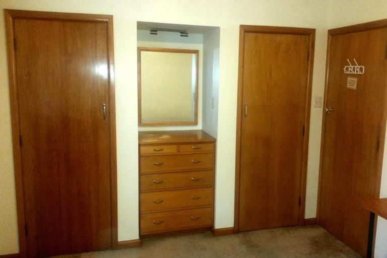 Photo of property in 38a Newnham Terrace, Upper Riccarton, Christchurch, 8041