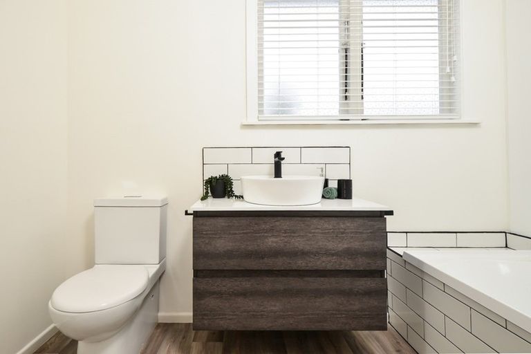 Photo of property in 5 Morrison Crescent, Glenview, Hamilton, 3206