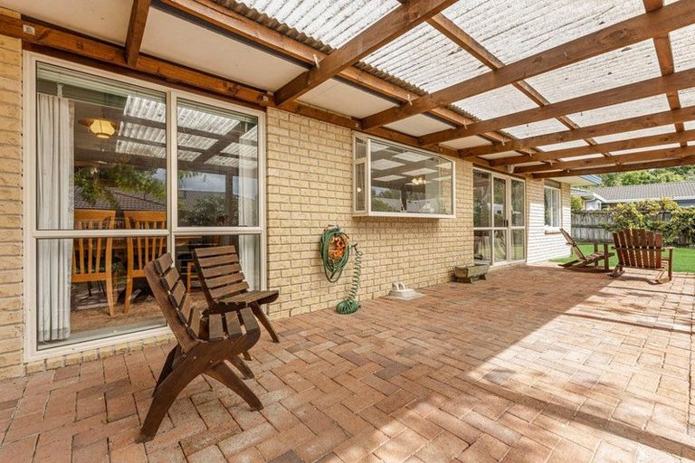 Photo of property in 8 Vanderbilt Parade, Albany, Auckland, 0632