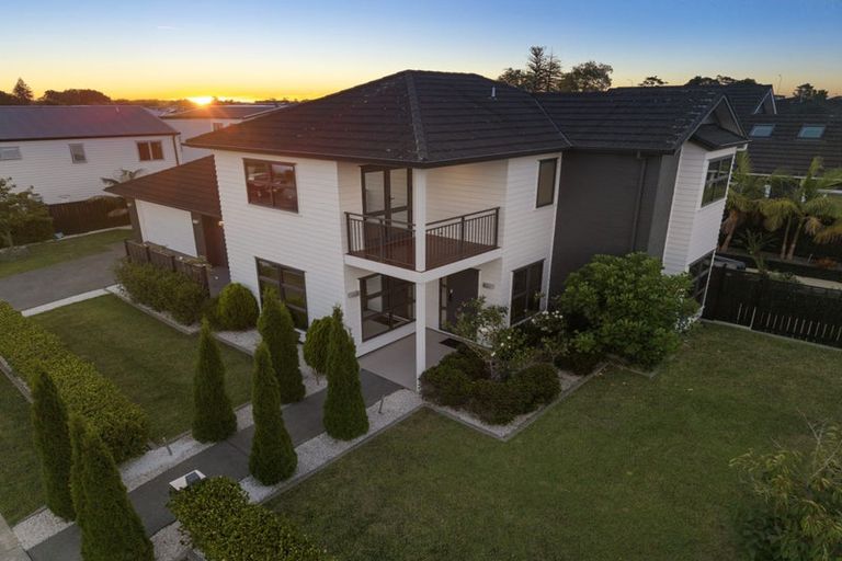 Photo of property in 19 Kabardin Street, Karaka, Papakura, 2113