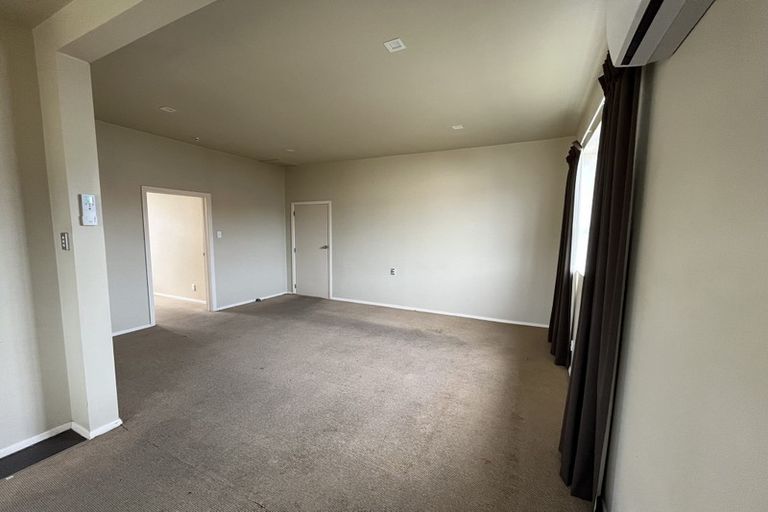 Photo of property in 11 Baldwin Street, Moera, Lower Hutt, 5010