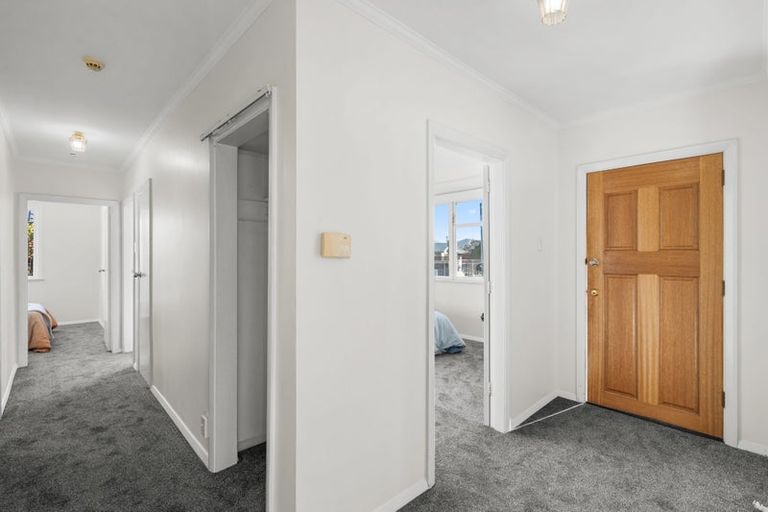 Photo of property in 5 Sealy Place, Bryndwr, Christchurch, 8053