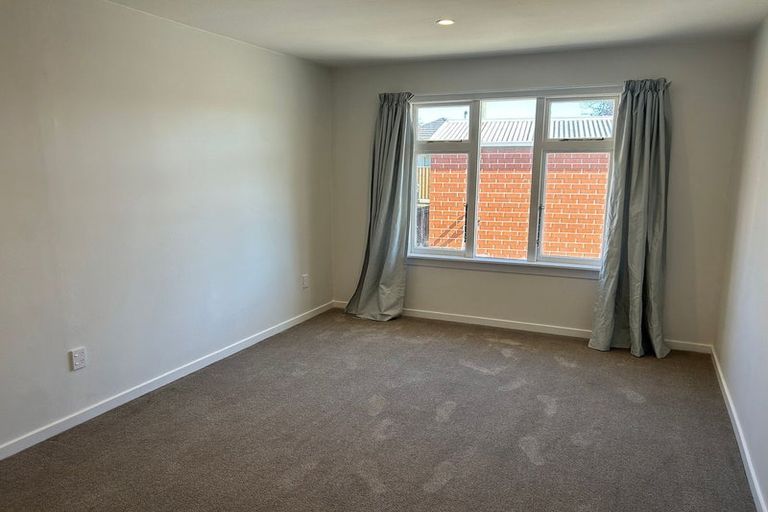 Photo of property in 2/14 Shaftesbury Street, Avonhead, Christchurch, 8042