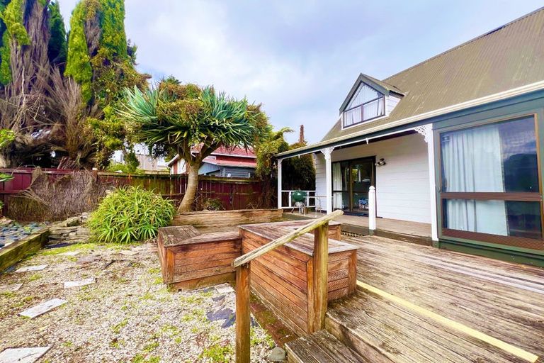 Photo of property in 2/87 Hillsborough Road, Hillsborough, Auckland, 1042