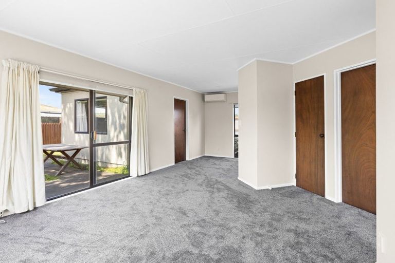 Photo of property in 2/1107 Saint Aubyn Street East, Parkvale, Hastings, 4122