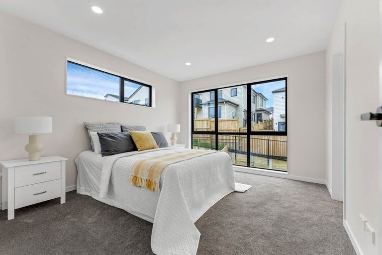 Photo of property in 22 Black Shed Road, Flat Bush, Auckland, 2019
