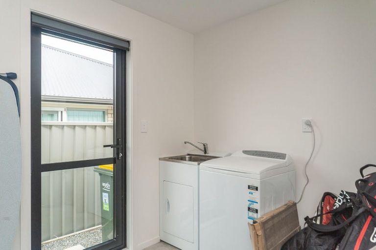 Photo of property in 29a Compton Crescent, Taita, Lower Hutt, 5011